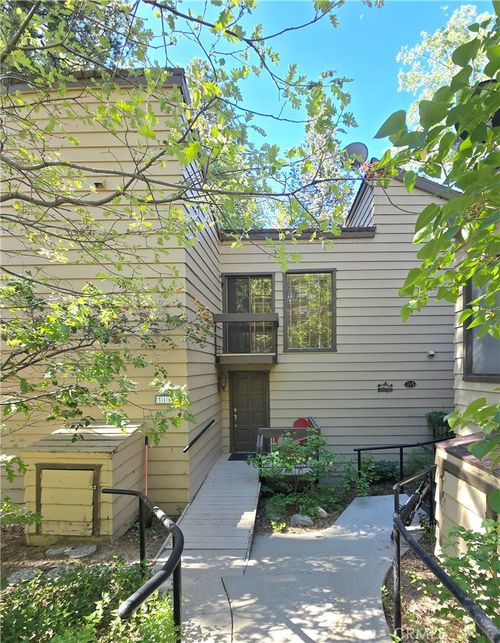 315-27821 Peninsula N, Lake Arrowhead, CA, 92352 | Card Image