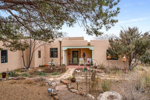5 Calle Belicia, Santa Fe, NM, 87508 | Card Image
