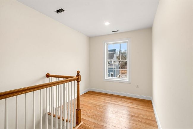 UNIT-3 - 66 Parish Rd, House other with 4 bedrooms, 3 bathrooms and 2 parking in Georgetown MA | Image 24
