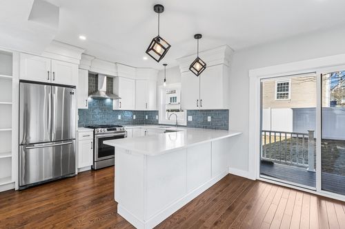 1-40 Seaview Ave, Winthrop, MA, 02152-2627 | Card Image