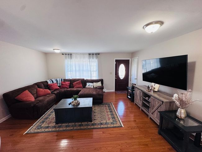 5 Acton St, House other with 3 bedrooms, 3 bathrooms and 2 parking in Worcester MA | Image 6