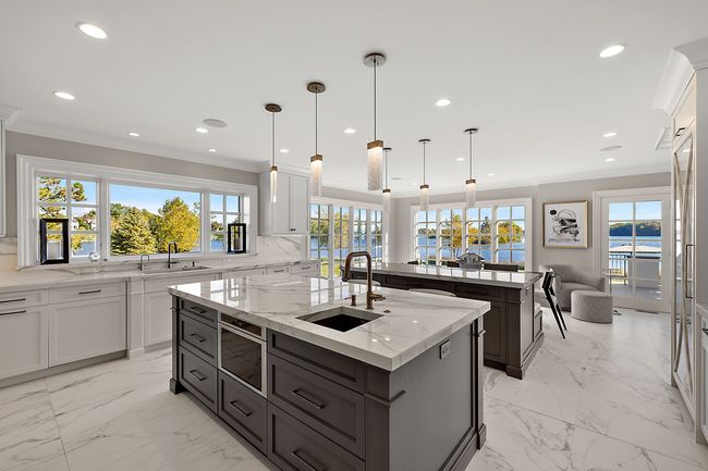 3251 W Shore Dr, House other with 5 bedrooms, 10 bathrooms and null parking in Orchard Lake MI | Image 6