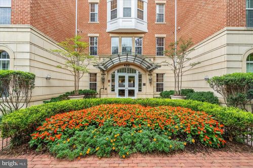 324-400 Cameron Station Blvd, ALEXANDRIA, VA, 22304-8229 | Card Image