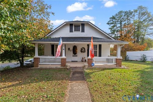 441 Huston St, Chase City, VA, 23924-1719 | Card Image