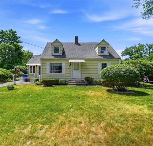 92 Massreco St, Springfield, MA, 01109-1222 | Card Image