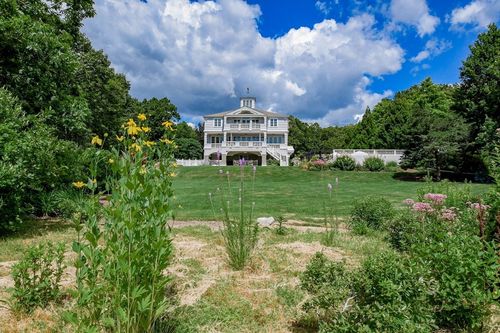 85 Moorings Rd, Marion, MA, 02738-1836 | Card Image
