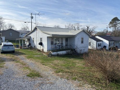 103 Parker St, Woodbury, TN, 37190-1425 | Card Image