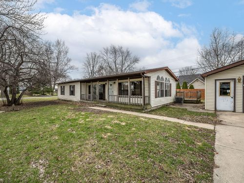 3562 Meadowcrest St, Monroe, MI, 48162-4557 | Card Image
