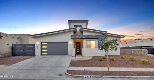 333 Blue Valley Dr, Horizon City, TX, 79928-6083 | Card Image