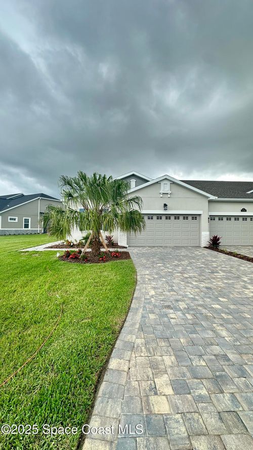 7820 Cache Creek Ln, Melbourne, FL, 32940-8754 | Card Image