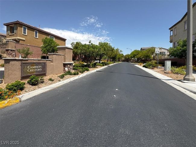 Gated Community Cameron Crestone | Image 27
