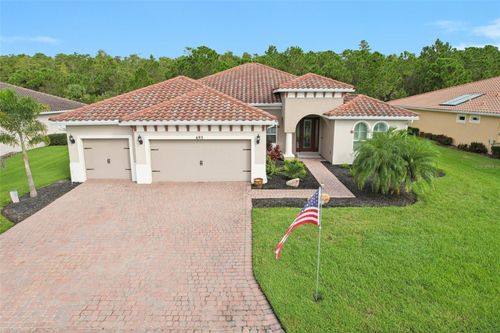 693 San Raphael St, KISSIMMEE, FL, 34759-3908 | Card Image