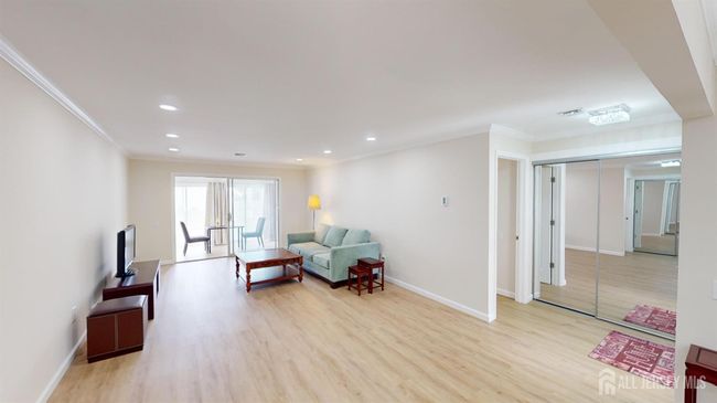 9-c Aspen Plz, Townhouse with 2 bedrooms, 2 bathrooms and null parking in Monroe NJ | Image 4