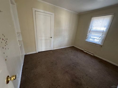 2799 Longview Ave, Saginaw, MI, 48601-7068 | Card Image