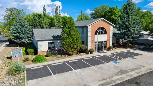 711 Whipple St, Prescott, AZ, 86301-1717 | Card Image