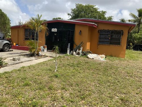 1763 Lauderdale Manor Dr, Fort Lauderdale, FL, 33311-5352 | Card Image