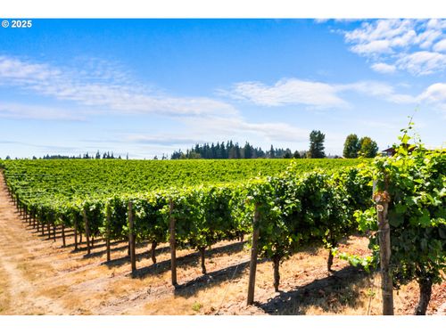 21358 Oak Ln Ne, Aurora, OR, 97002-9415 | Card Image