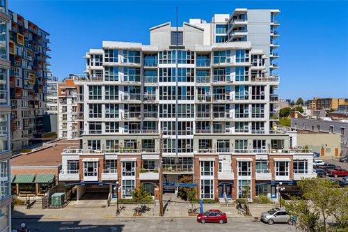 611-860 View St, Victoria, BC, V8W3Z8 | Card Image