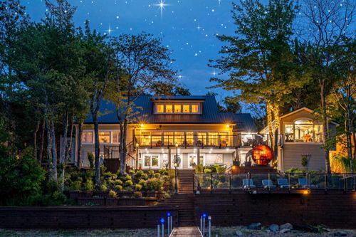 22 Parkview Dr, Oakfield, NS, B2T1B1 | Card Image