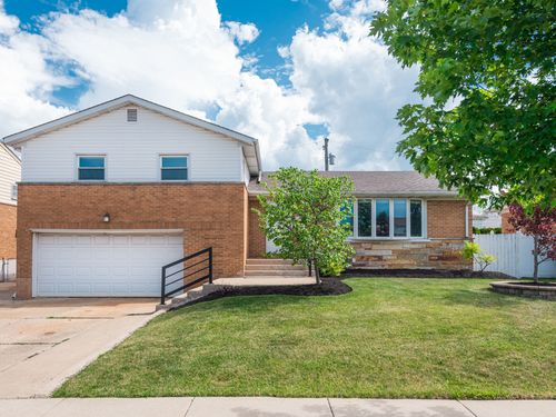 1210 Norwood St, Melrose Park, IL, 60160-2246 | Card Image