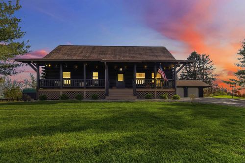 203 Winterhawk Ln, Danville, KY, 40422-8641 | Card Image