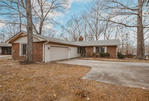 1 Basore Cir, Bella Vista, AR, 72715-8703 | Card Image