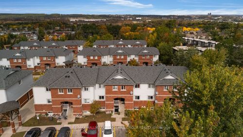 58-245 Ferndale Dr S, Barrie, ON, L4N0T6 | Card Image