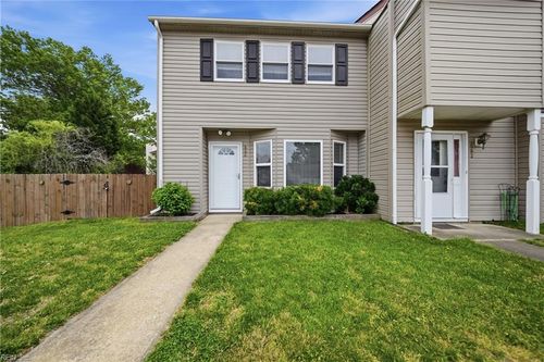 880 Riverbend Rd, Virginia Beach, VA, 23452-4911 | Card Image