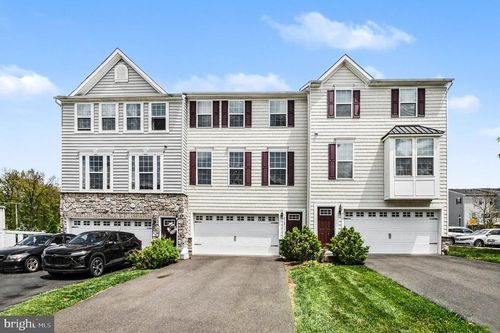 413 Arbor Blvd, PERKASIE, PA, 18944-1250 | Card Image