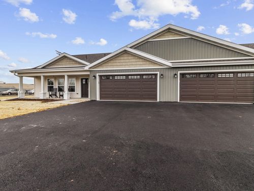 1601 Wildlife Dr, Kewaskum, WI, 53040 | Card Image