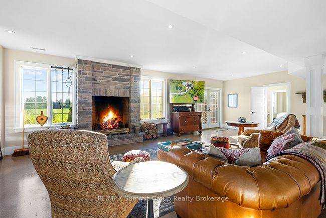 385073 4 Th Concession A, Home with 5 bedrooms, 6 bathrooms and 16 parking in Municipality Of Grey Highlands ON | Image 31