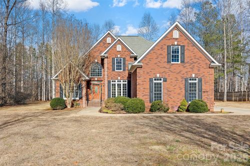 5834 Lake Wylie Rd, Lake Wylie, SC, 29710-9187 | Card Image