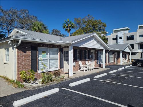 167 6th St Sw, Largo, FL, 33770-3433 | Card Image