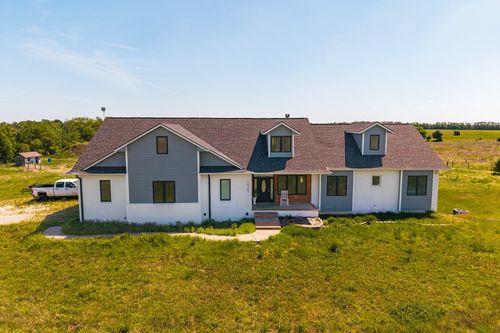 18260 Sw Prairie Creek Rd, Rose Hill, KS, 67133-7705 | Card Image