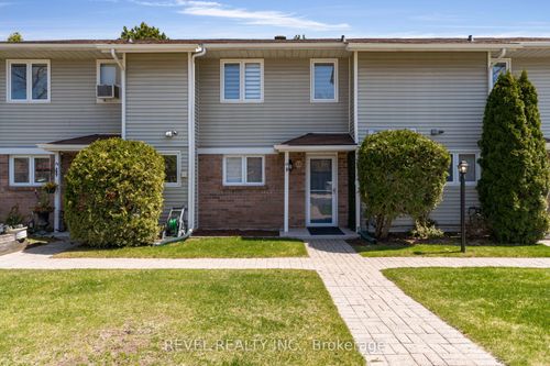 13-39 28th St S, Wasaga Beach, ON, L9Z2E4 | Card Image