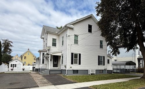 79-77 Orange St, Westfield, MA, 01085-2335 | Card Image