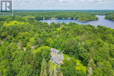 1622 Houseys Rapids Rd, House other with 3 bedrooms, 2 bathrooms and 13 parking in Gravenhurst ON | Image 2