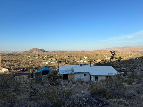 58587 Oleander Drive, Yucca Valley, CA, 92284 | Card Image