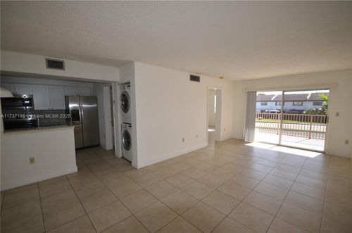 apt-207-15201 Sw 80th St, Miami, FL, 33193-1343 | Card Image
