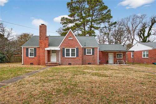 9215 Inlet Rd, Norfolk, VA, 23503-3236 | Card Image