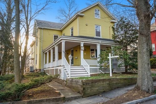 132 Palfrey St, Watertown, MA, 02472-1834 | Card Image