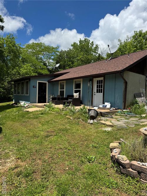 2827 Highway N, Bourbon, MO, 65441-9140 | Card Image