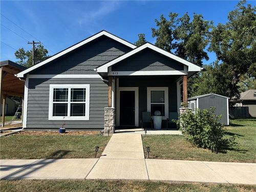 413 E 2nd St, Ottawa, KS, 66067-2406 | Card Image