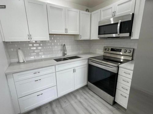 f-227 Fanshaw F, Boca Raton, FL, 33434-3044 | Card Image