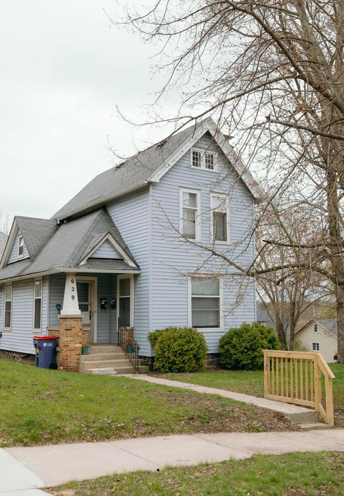 1-629 Crescent St Ne, Grand Rapids, MI, 49503-3441 | Card Image