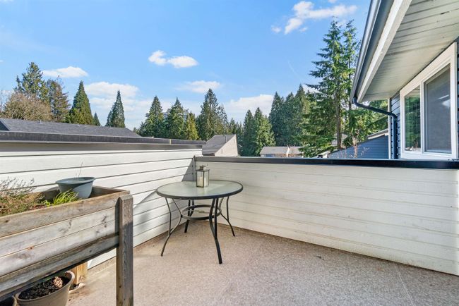 2605 Fromme Road, Townhouse with 4 bedrooms, 2 bathrooms and 1 parking in North Vancouver BC | Image 27