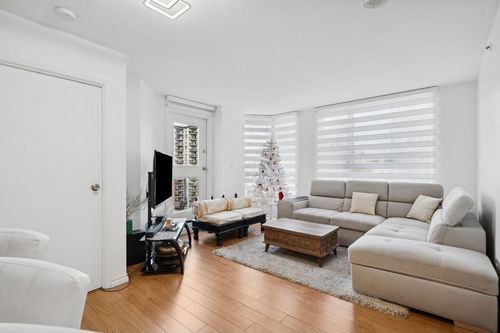 1402-828 Agnes St, New Westminster, BC, V3M6R4 | Card Image