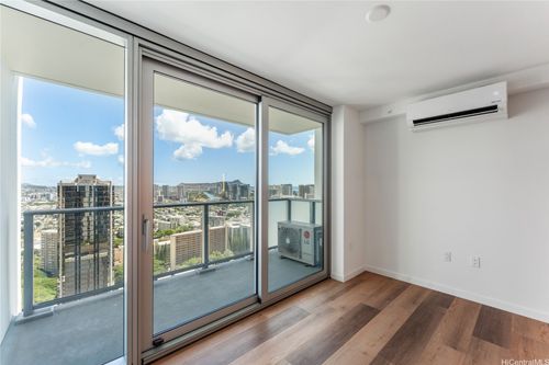 3703-1515 Liona St, Honolulu, HI, 96814-2442 | Card Image