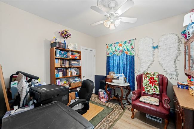 49 Seamans St, Home with 4 bedrooms, 2 bathrooms and 3 parking in Providence RI | Image 6