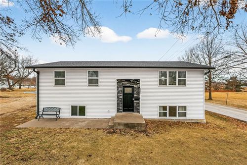 723 N Godfrey St, Cameron, MO, 64429-1432 | Card Image